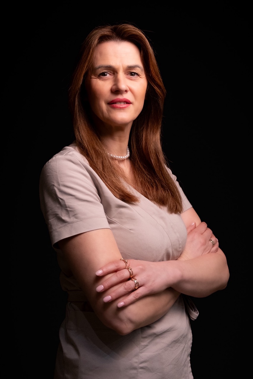 Bożena Brzezińska – właścicielka i fryzjerka Galerii Urody Wilanów